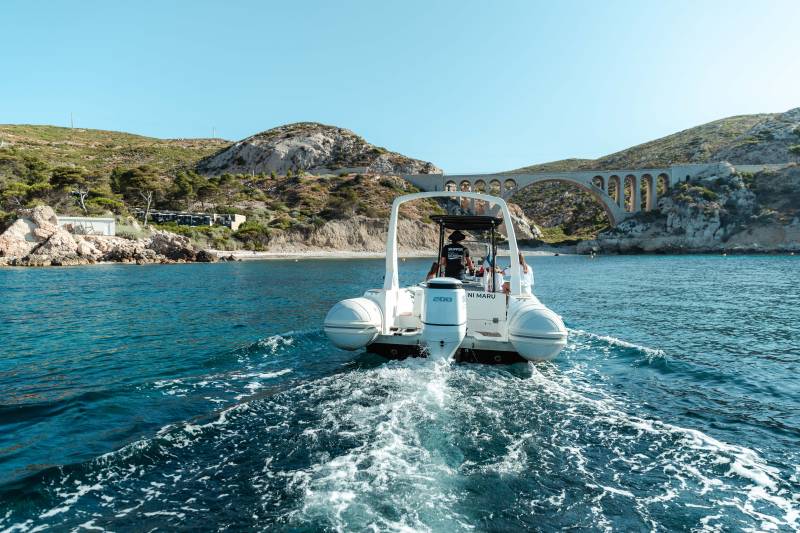 Croisière Côte Bleue : grottes marines et villages de pêcheurs depuis Marseille