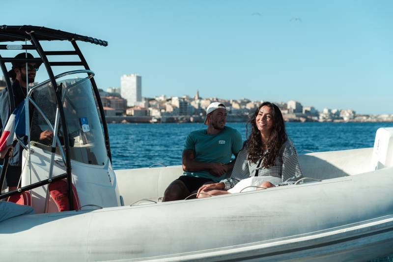 Découverte de Marseille par la mer avec skipper avec Marseille Boat Tours
