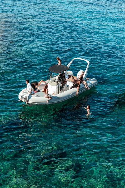 Snorkeling au Frioul : baignade sauvage et découverte sous-marine à Marseille