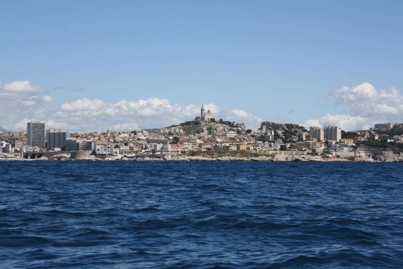 Croisière aux îles du Frioul en famille au départ de Marseille